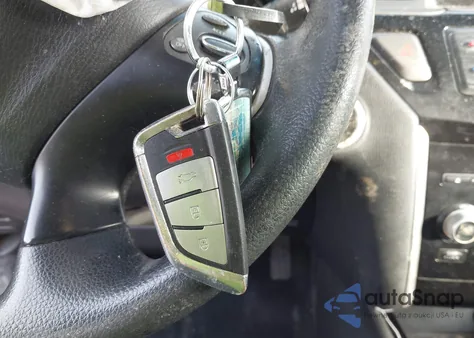 2016 Nissan Pathfinder Platinum/S/Sl/Sv z USA, uszkodzony, nr VIN 5N1AR2MM1GC611338